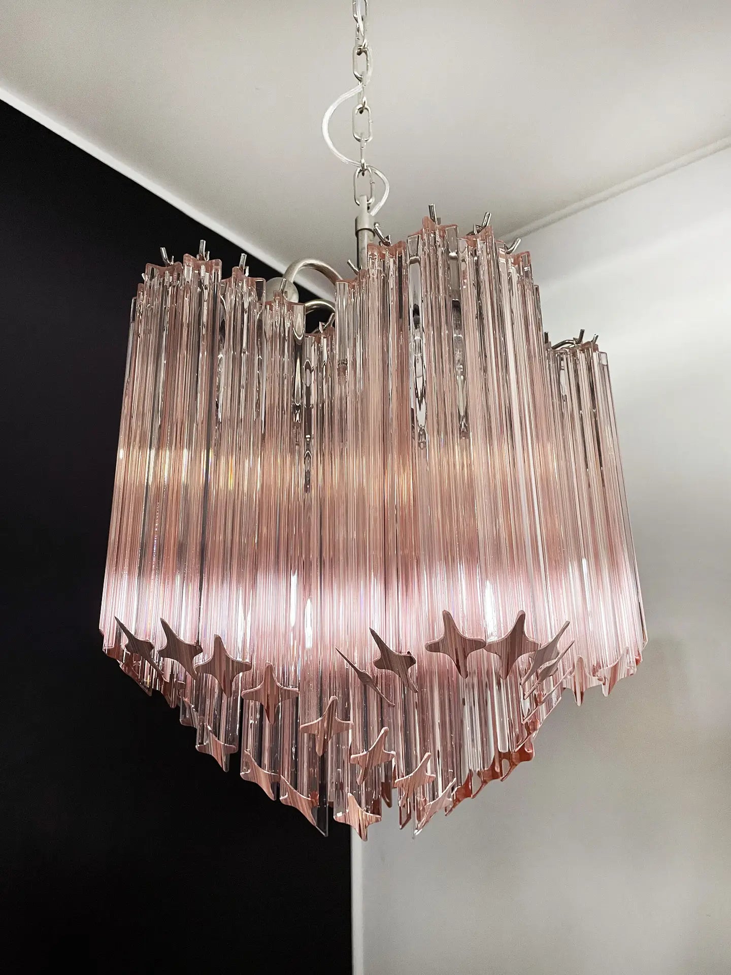 Murano Lysekrone – 60 Rosa Prismeglass – Murano Classics