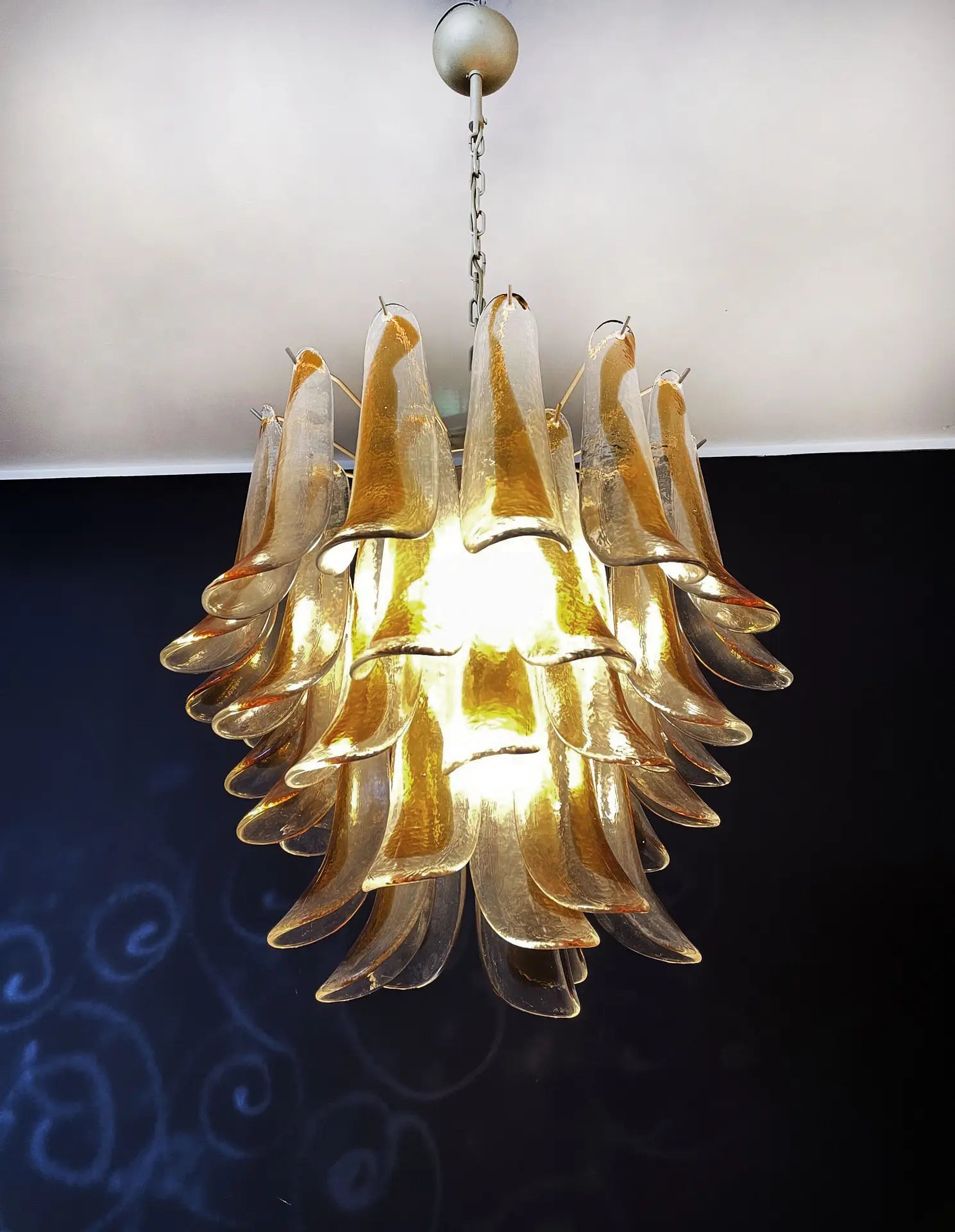 Murano Lysekrone – 41 Gule Konglebladglass – detalj 8 – Murano Classics