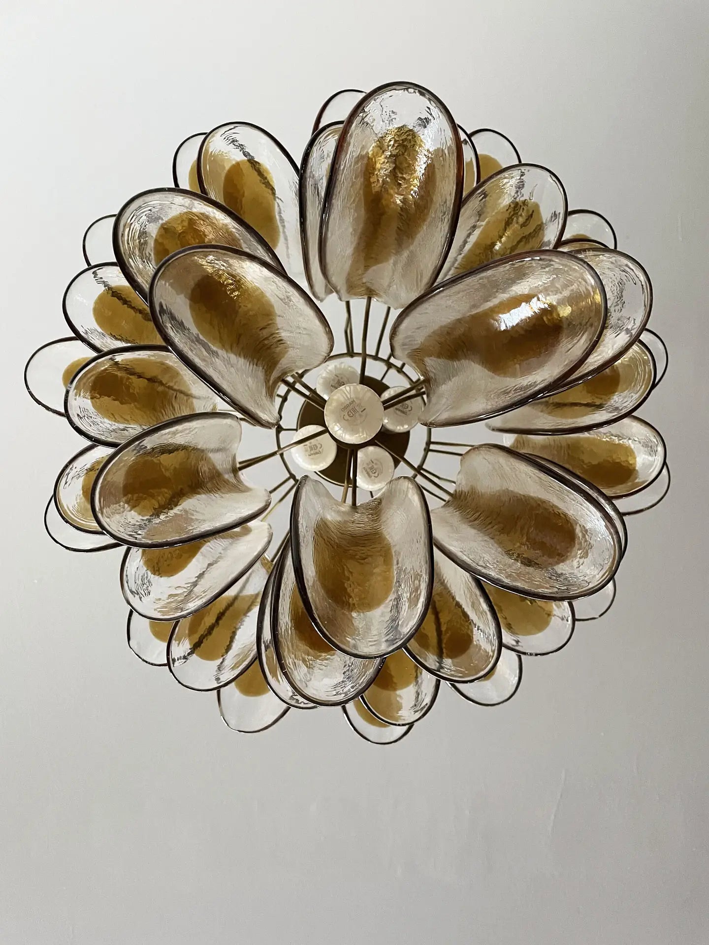 Murano Lysekrone – 41 Gule Konglebladglass – detalj 1 – Murano Classics