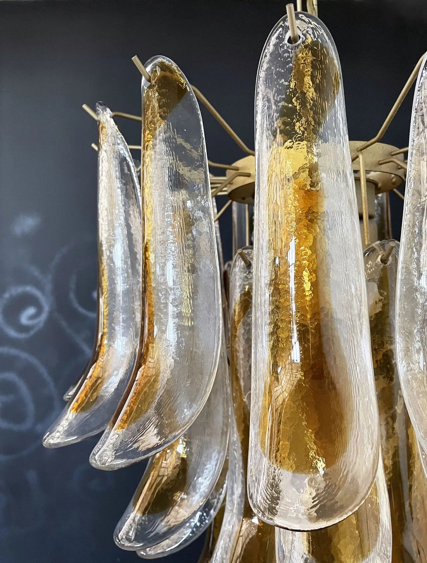 Murano Lysekrone – 41 Gule Konglebladglass – detalj 4 – Murano Classics