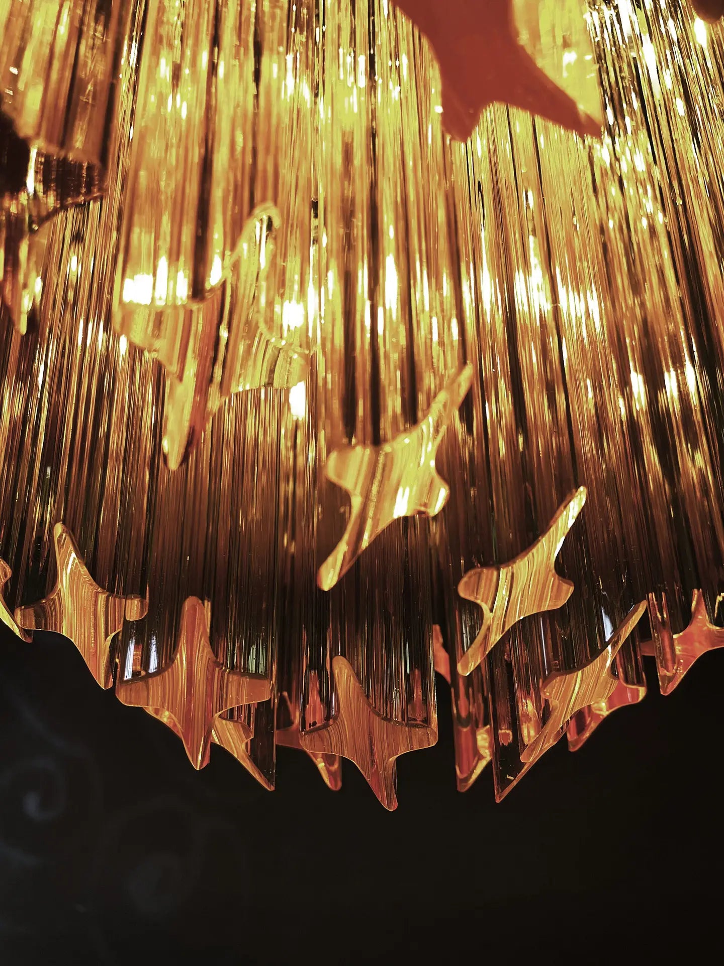 Murano Lysekrone – 60 Gule Prismeglass – detalj 2 – Murano Classics