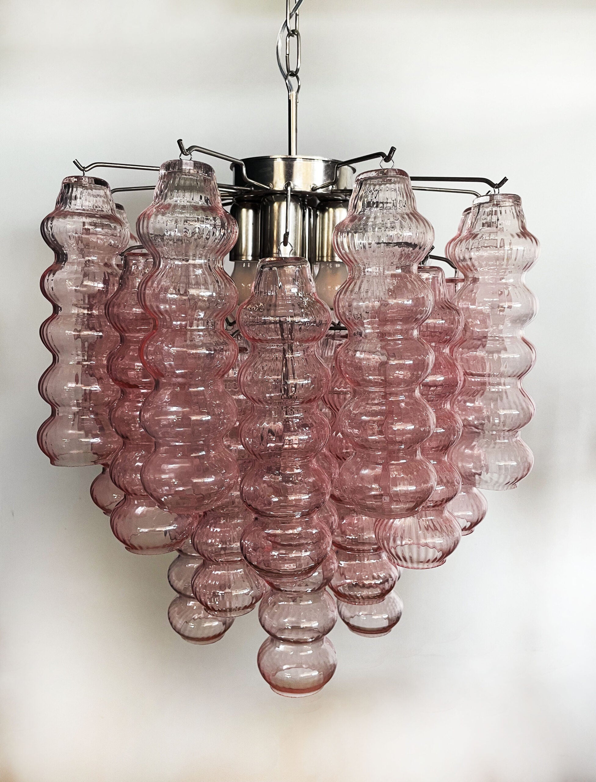 Murano Lysekrone – 26 Rosa Glassrør – detalj 4 – Murano Classics