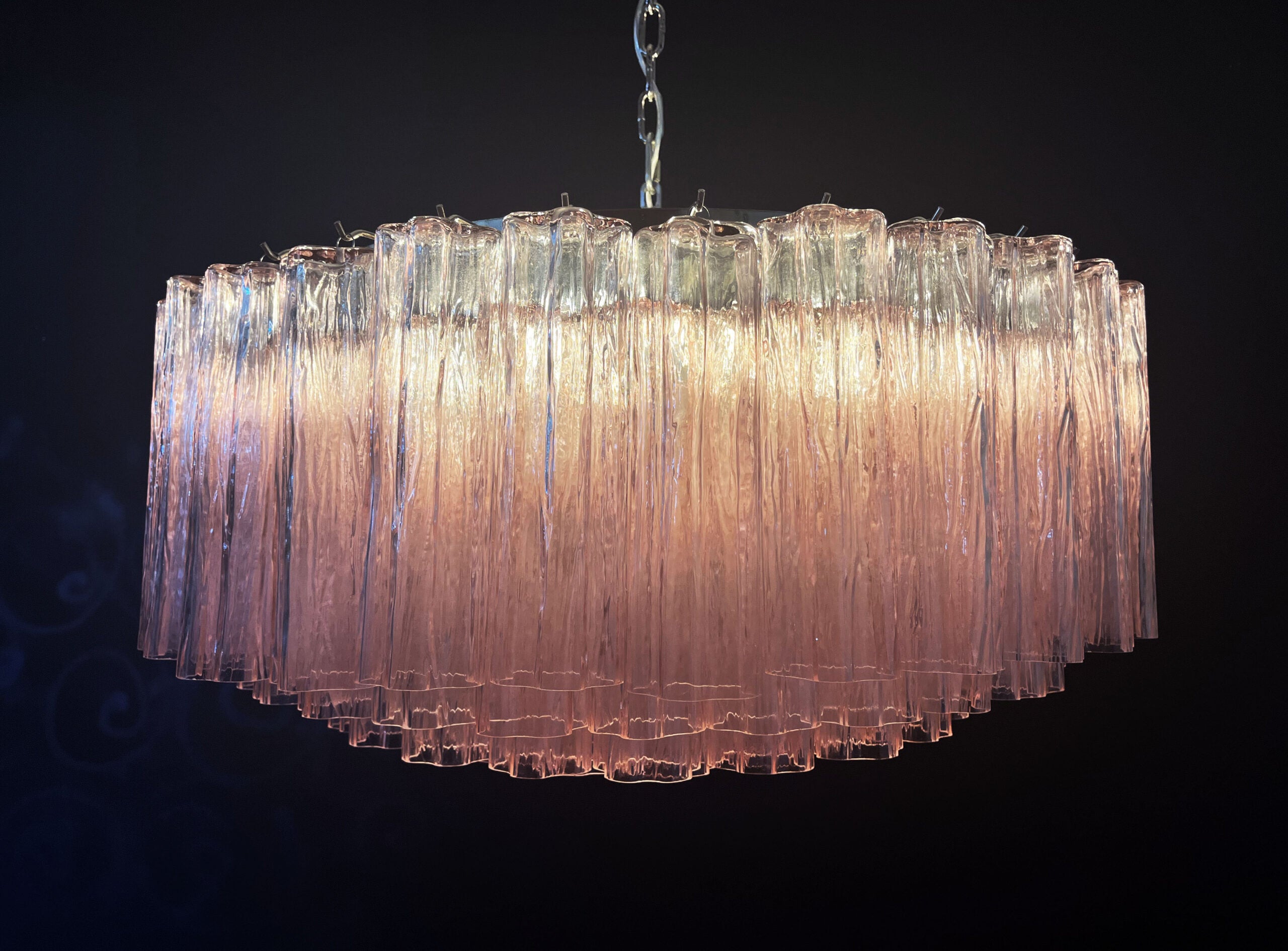 Murano Lysekrone – 101 Rosa Glassrør – detalj 2 – Murano Classics
