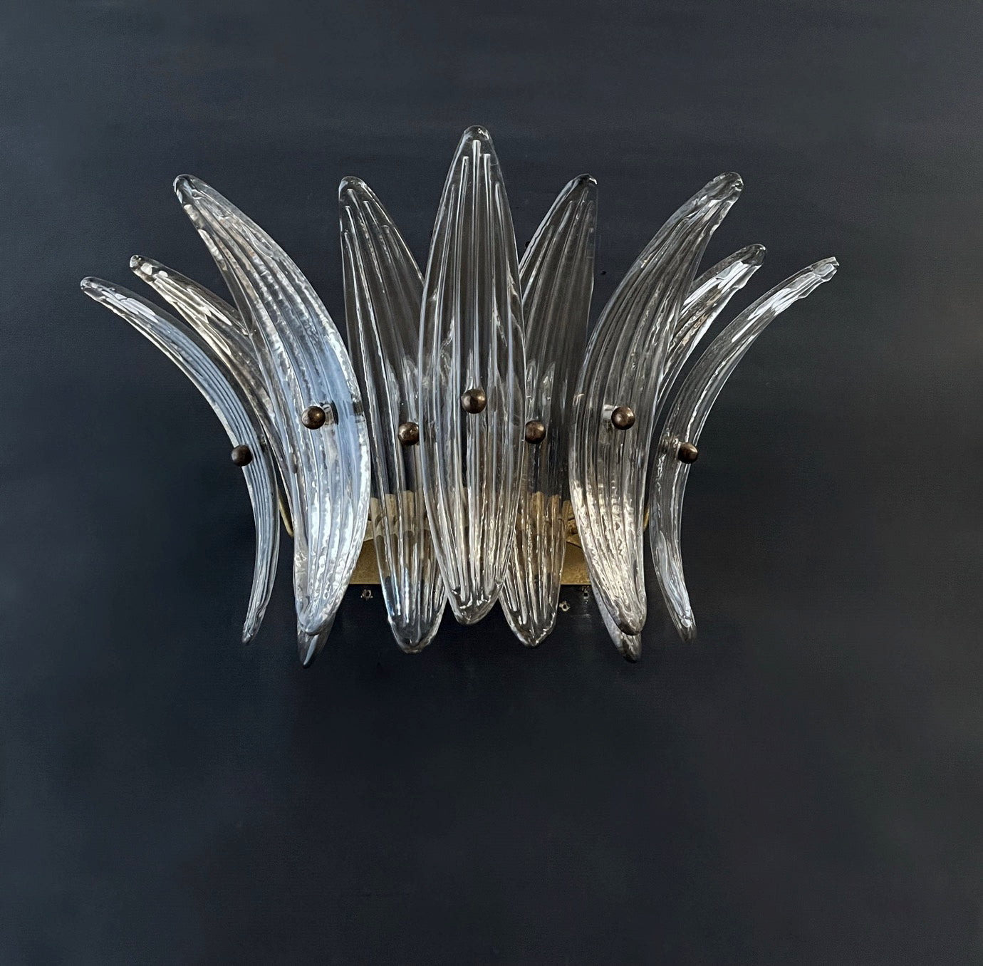 Murano Vegglampe – 9 Røykfargede Palmeglass – 2 stk – Murano Classics