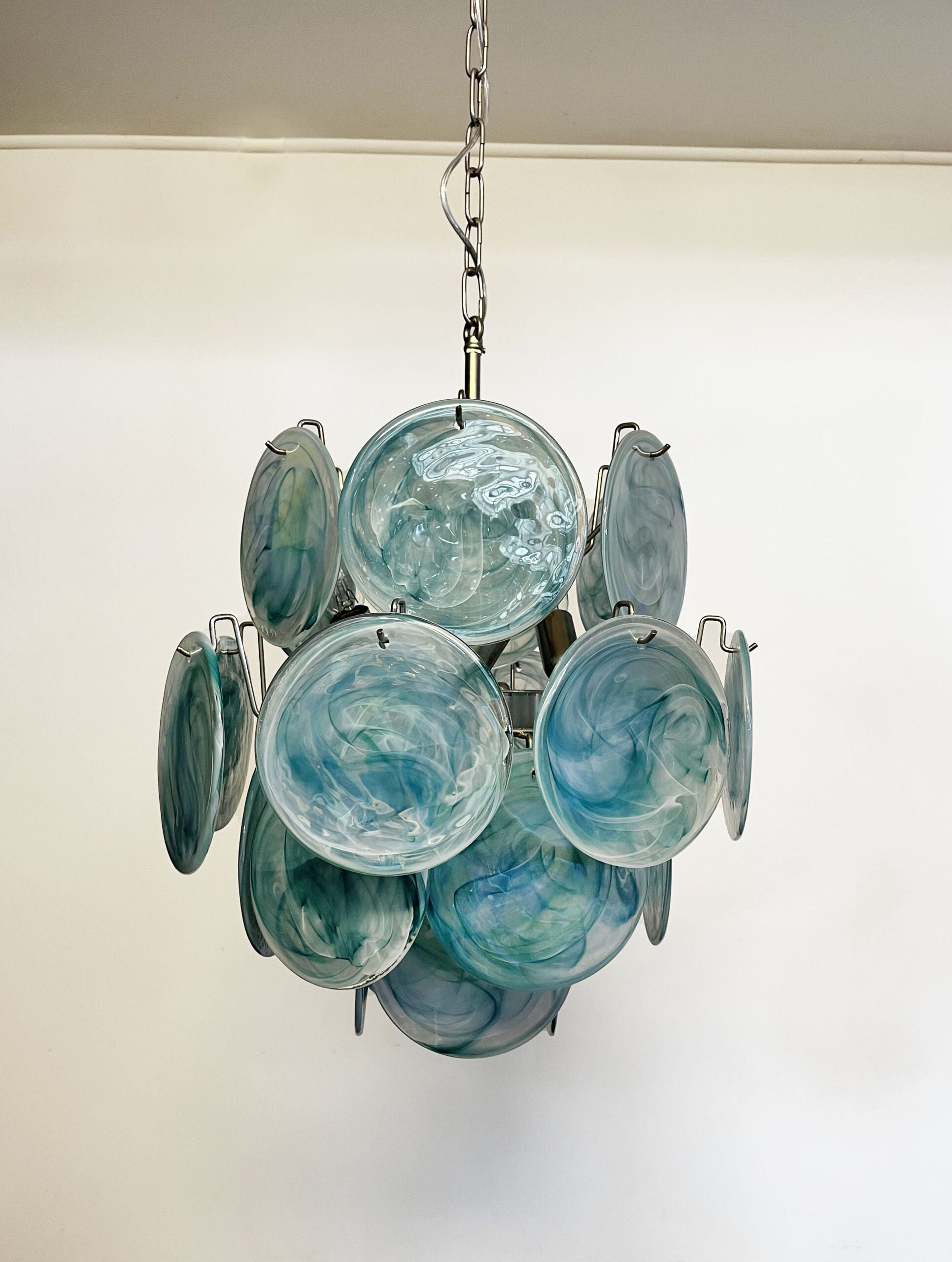 Murano Lysekrone – 24 Blå Glassdisker – Murano Classics