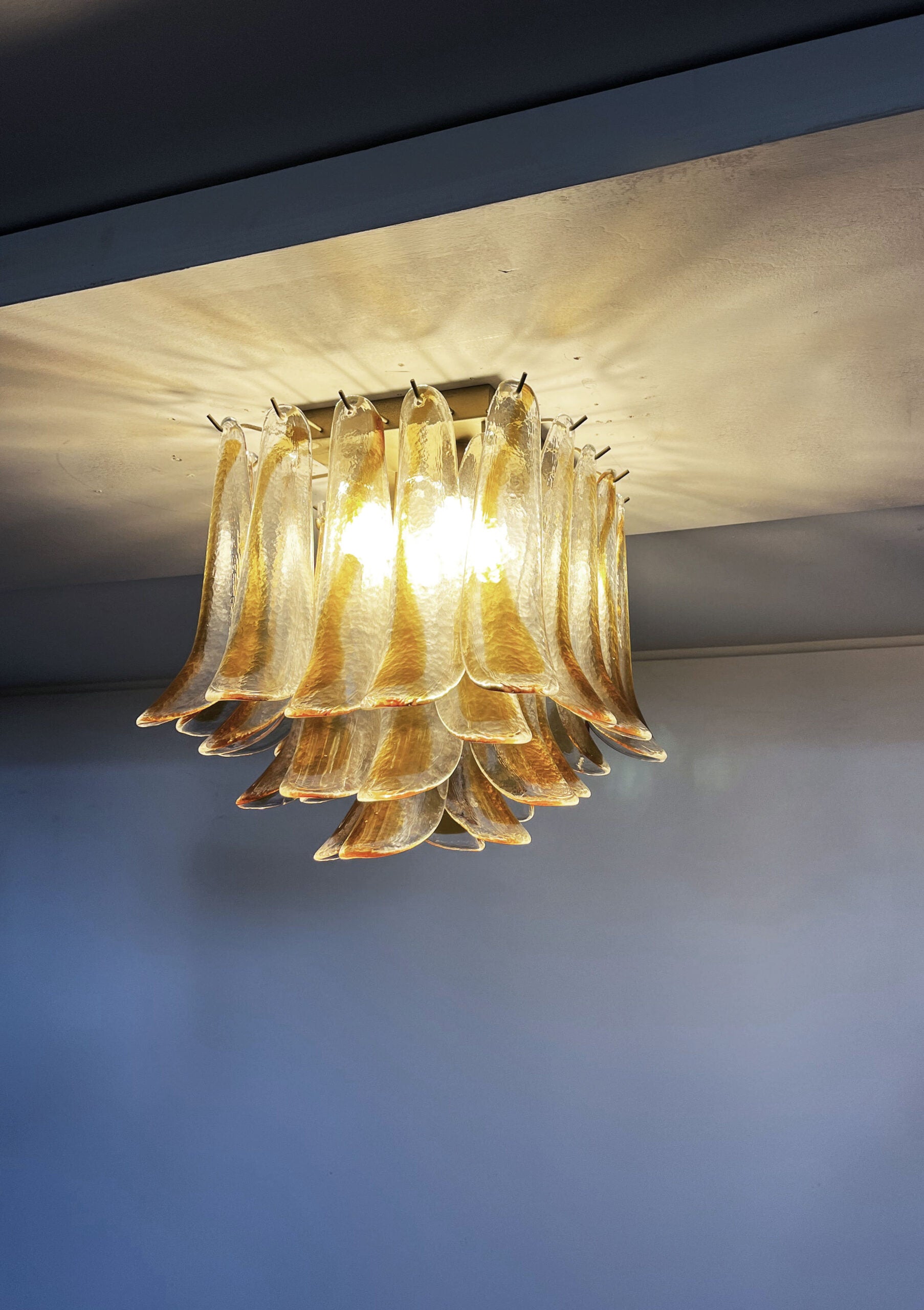 Murano Taklampe – 32 Klar, Gul Konglebladglass – detalj 4 – Murano Classics