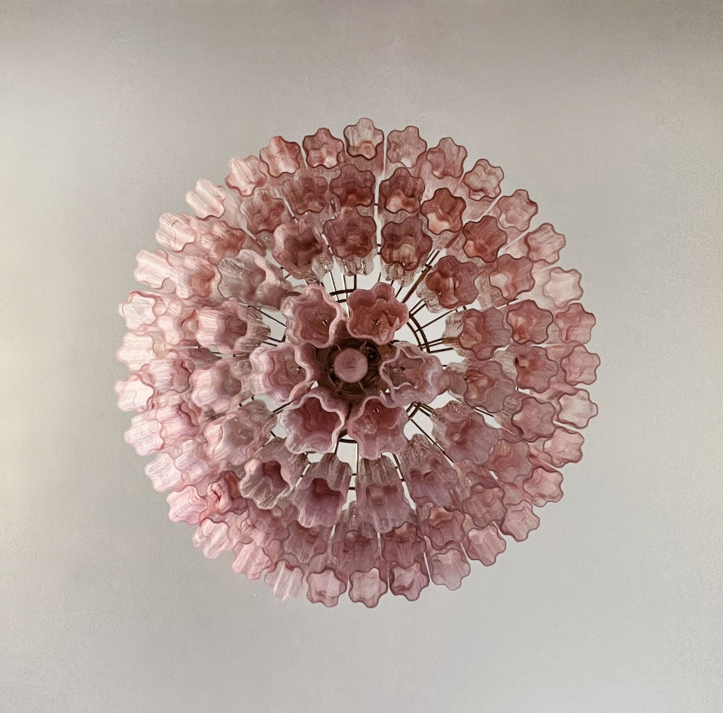 Murano Lysekrone | 78 Rosa Alabaster Glassrør