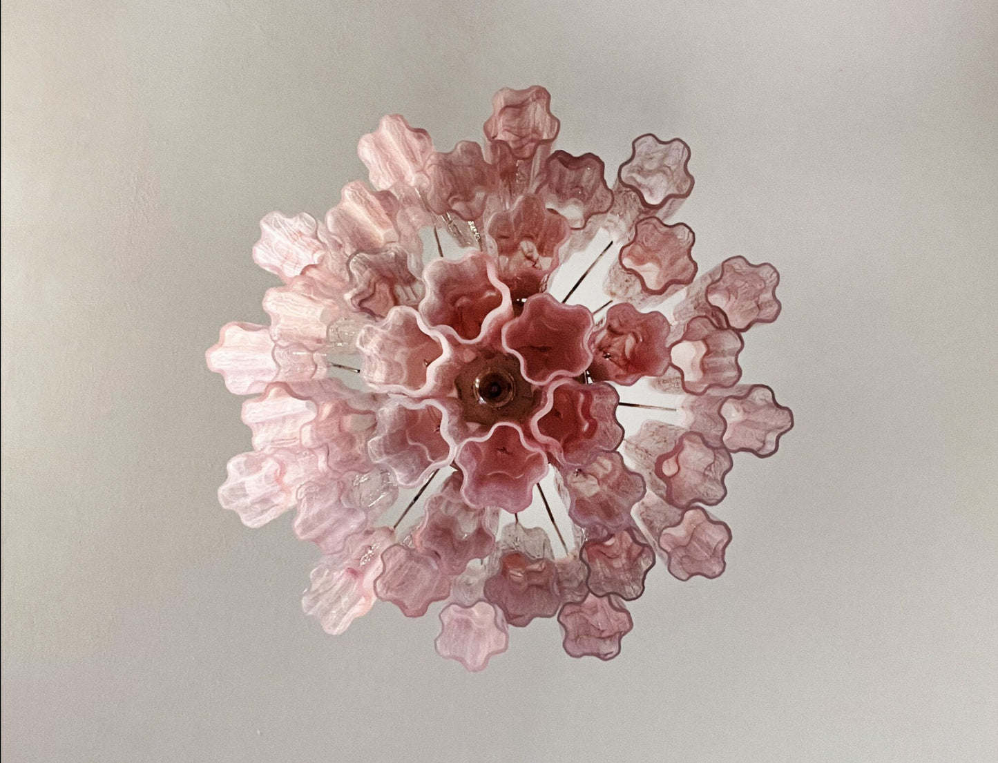 Murano Lysekrone | 36 Rosa Alabaster Glassrør