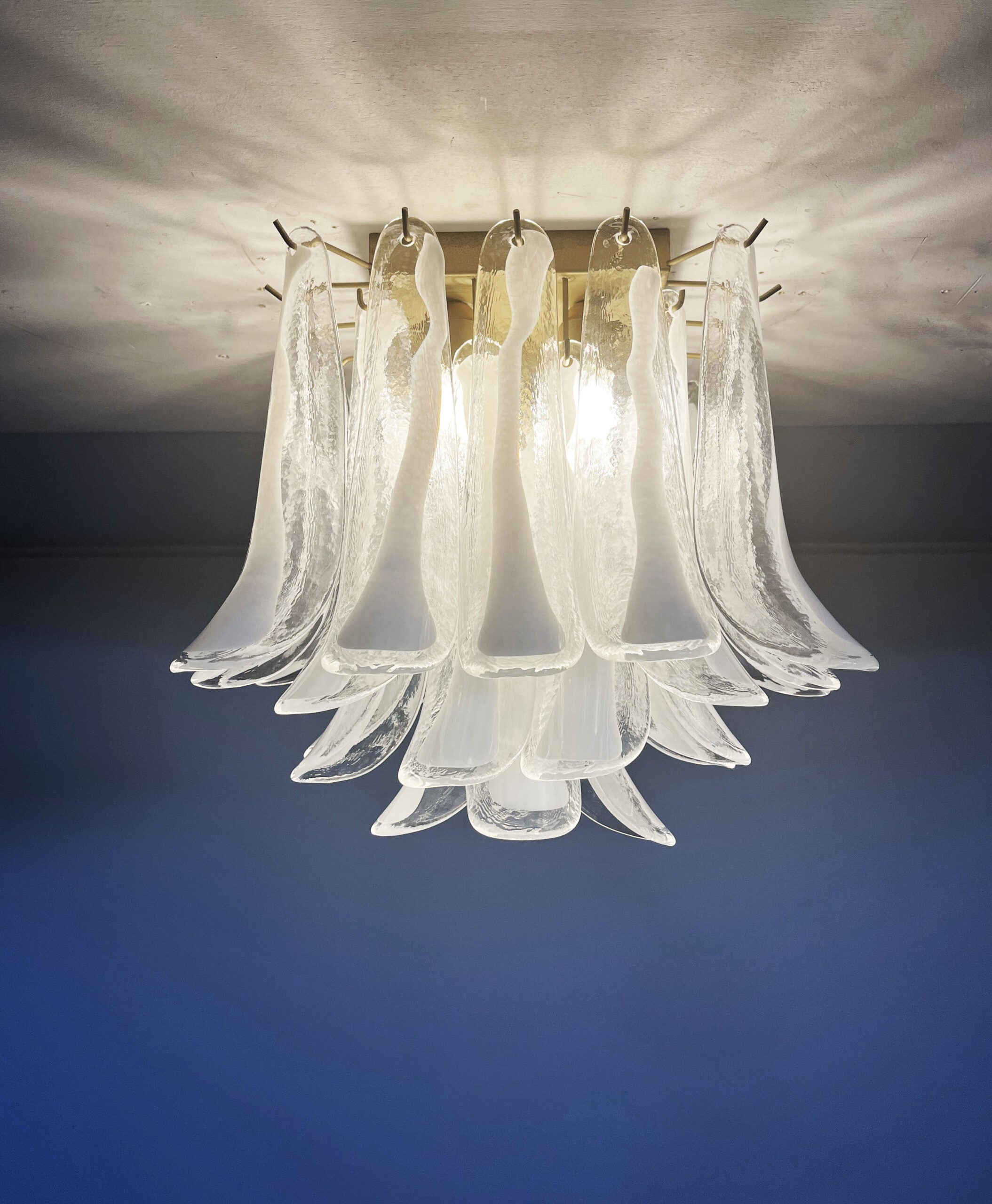 Murano Taklampe – 32 Klar, Hvit Konglebladglass – detalj 10 – Murano Classics