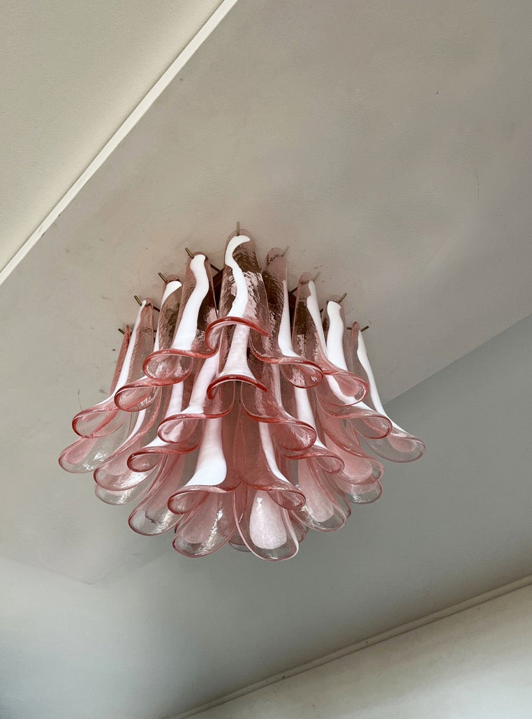Murano Taklampe – 32 Rosa Konglebladglass – detalj 5 – Murano Classics