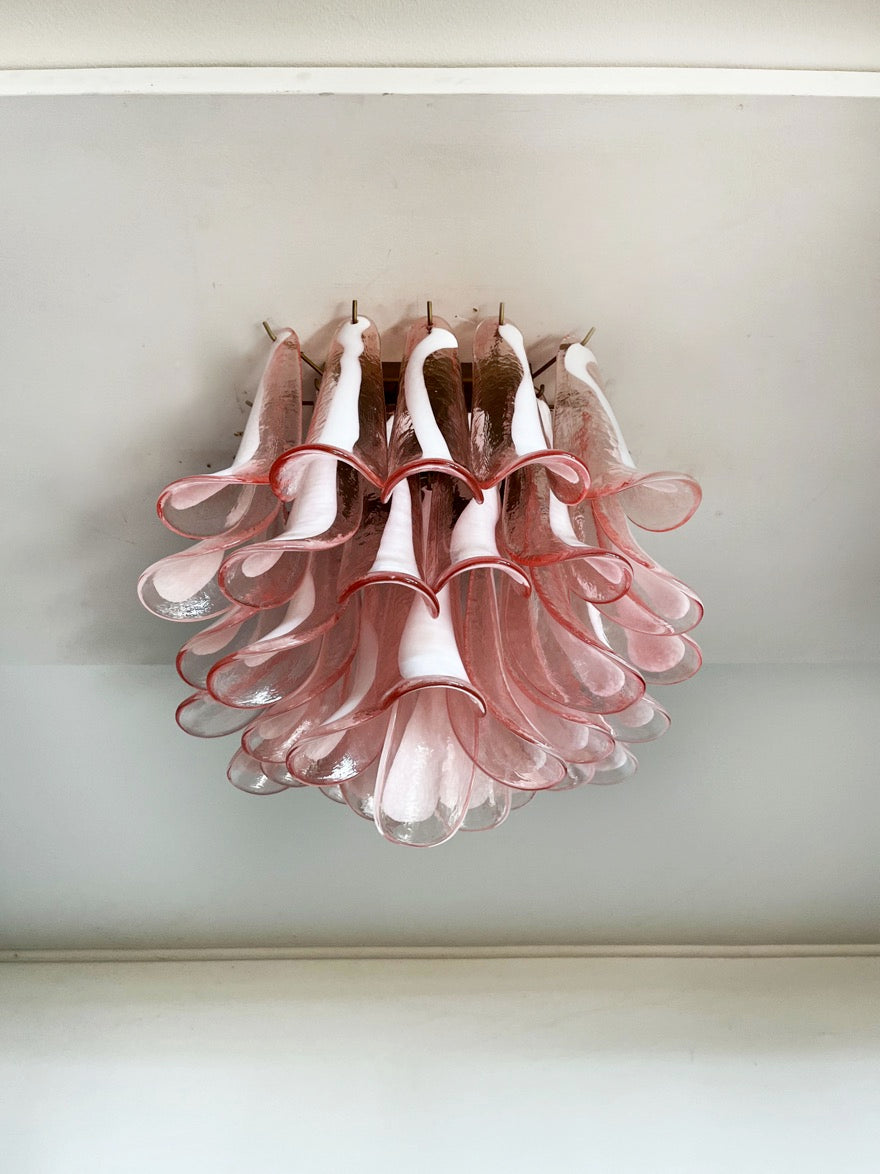 Murano Taklampe – 32 Rosa Konglebladglass – detalj 4 – Murano Classics