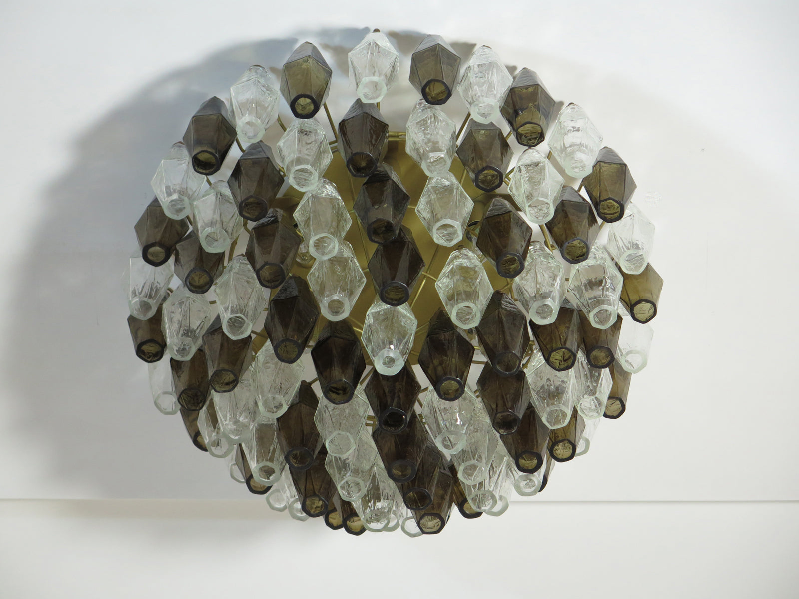 Murano Lysekrone – 84 Klare Røyk Poliedriglass – detalj 2 – Murano Classics