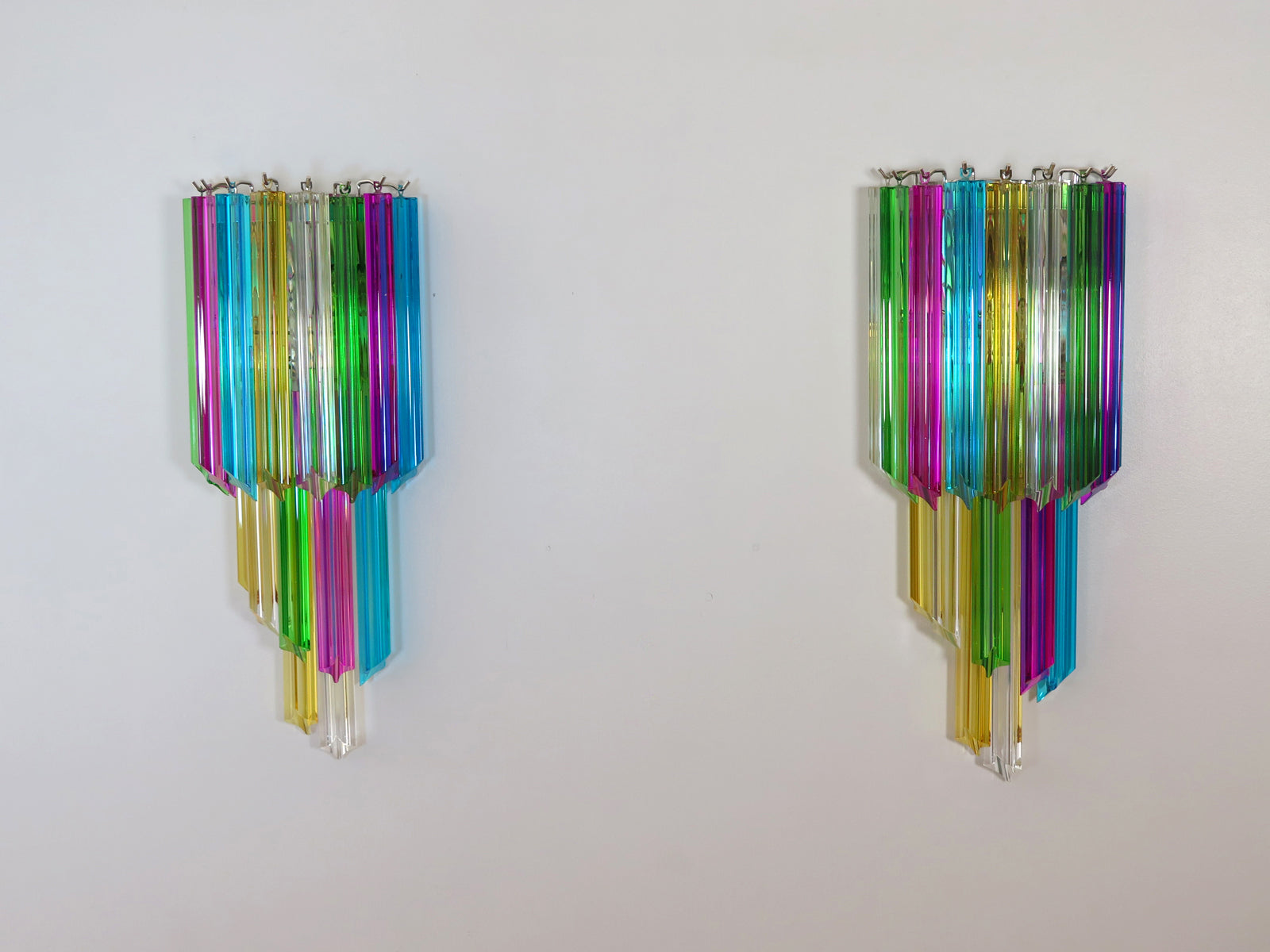Murano Vegglampe – 32 Multifarge Prismeglass – 2 stk – Murano Classics