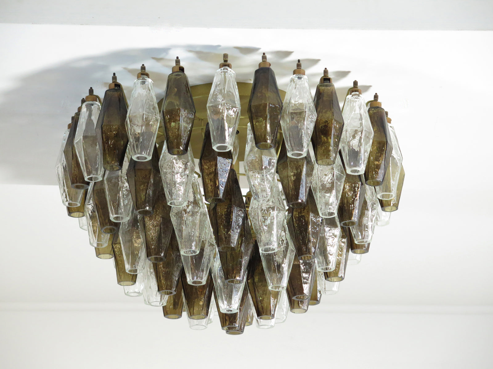 Murano Lysekrone – 84 Klare Røyk Poliedriglass – detalj 5 – Murano Classics