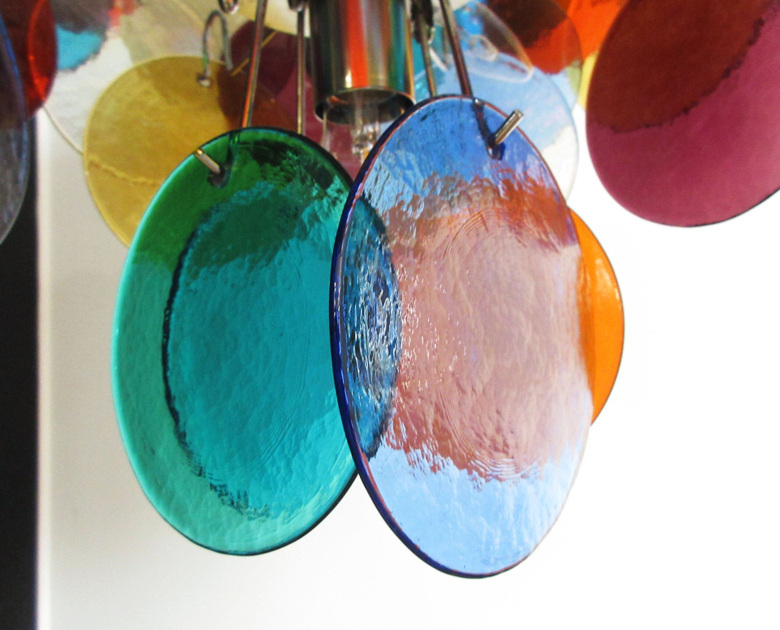 Murano Lysekrone – 50 Multifargede Glassdisker – detalj 2 – Murano Classics
