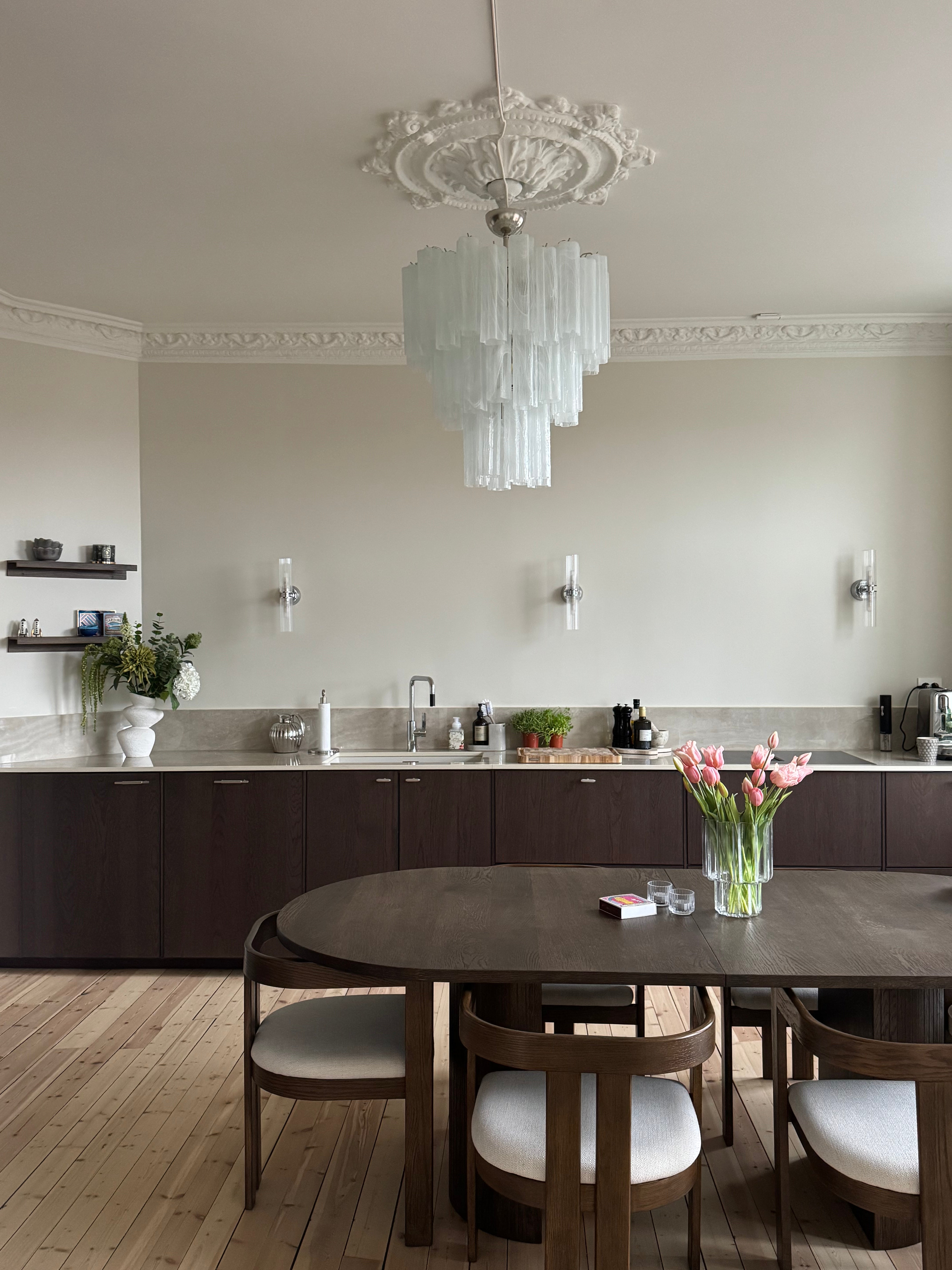 Murano Lysekrone – 48 Hvit Alabaster Glassrør – Murano Classics