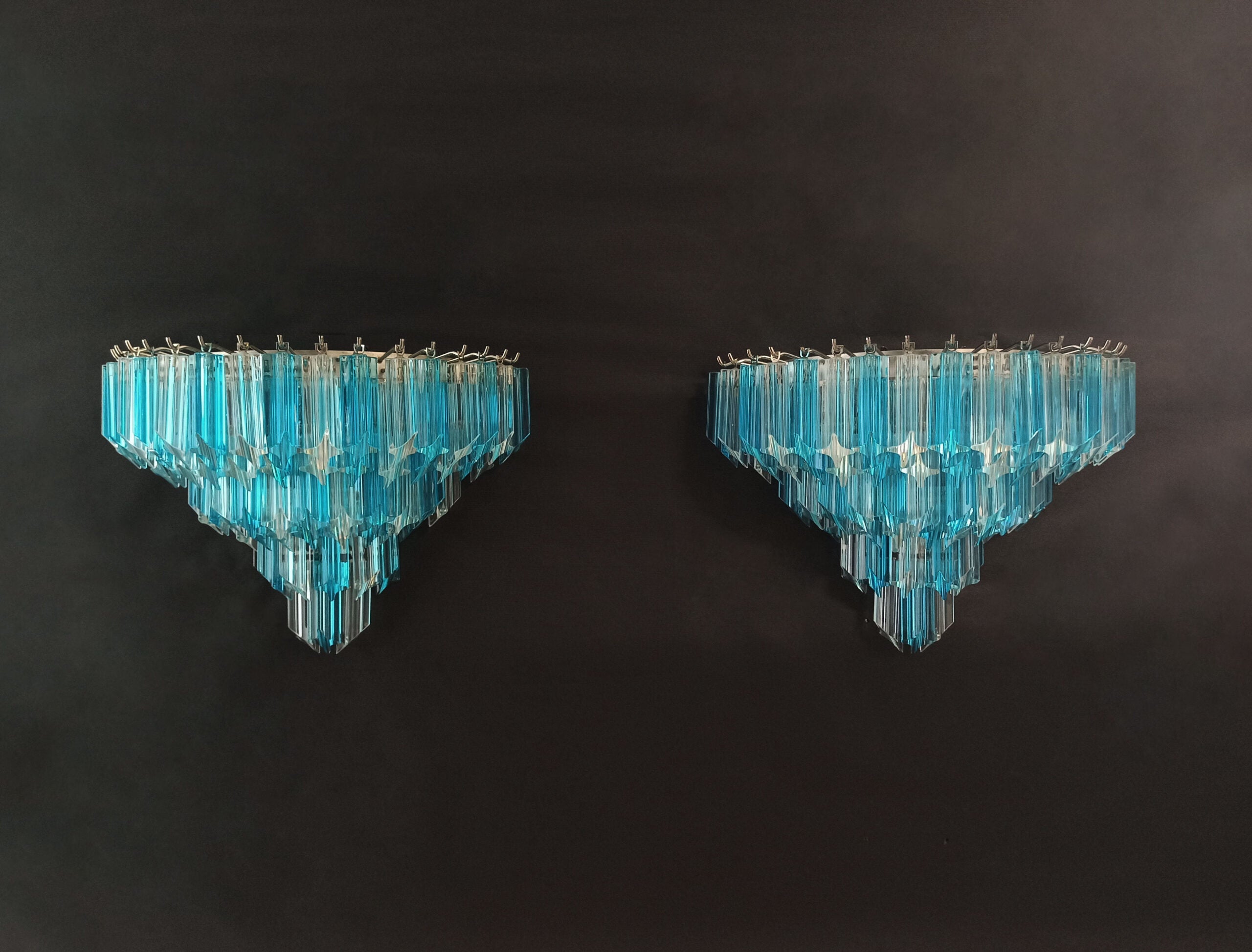 Murano Vegglampe | 63 Klare Blå Prismeglass | 2 stk