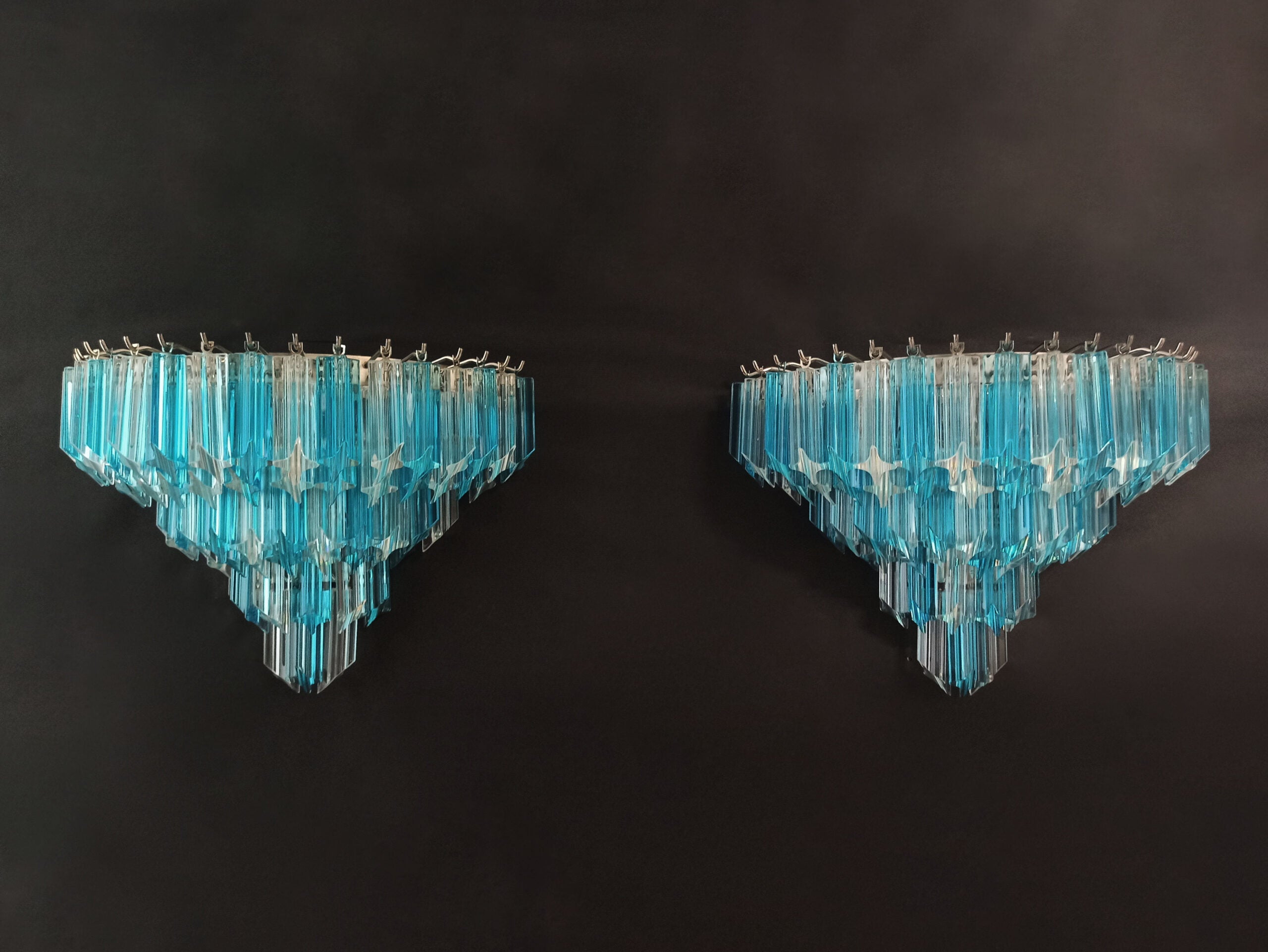 Murano Vegglampe | 63 Klare Blå Prismeglass | 2 stk