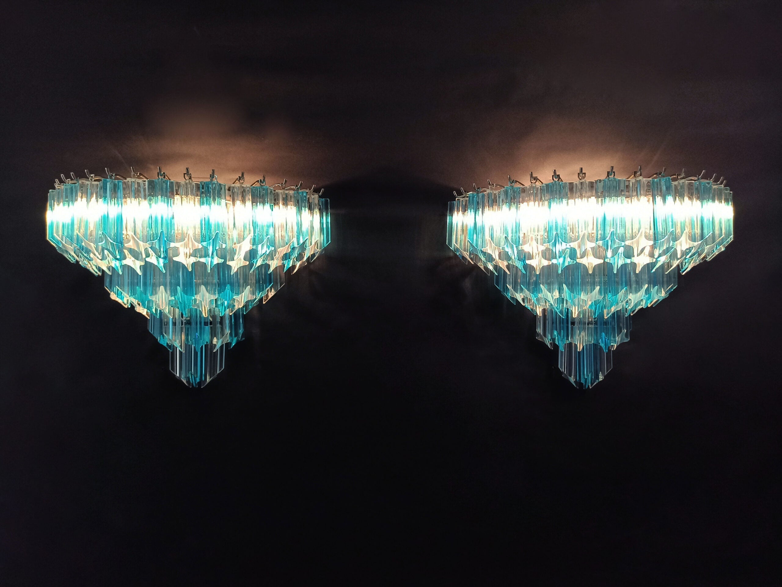 Murano Vegglampe | 63 Klare Blå Prismeglass | 2 stk