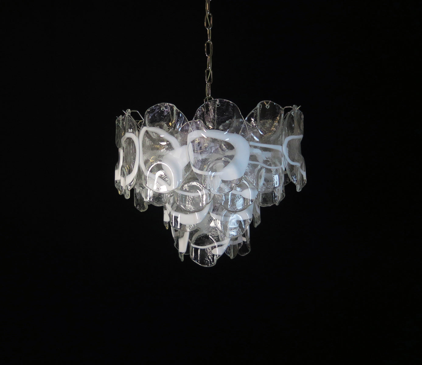 Murano Lysekrone – 36 Hvite Crostoliglass – detalj 9 – Murano Classics