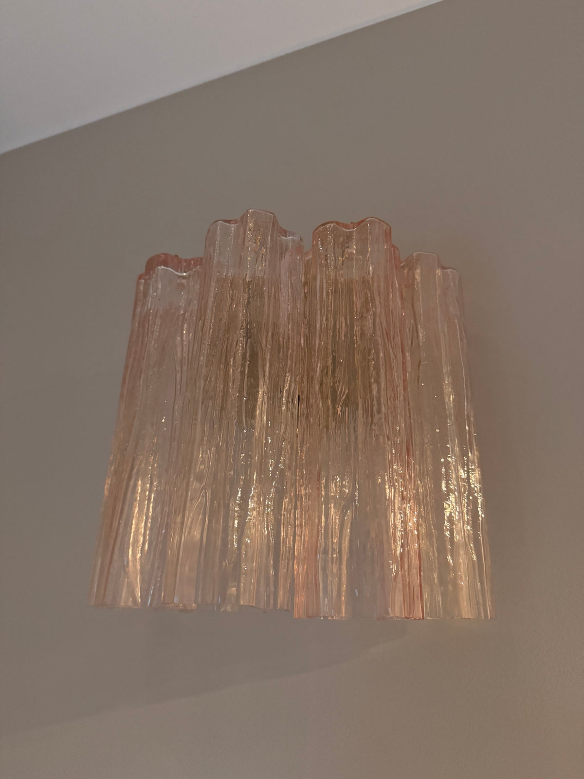 Murano Vegglampe – 5 Rosa Glassrør – 2 stk – miljø – Murano Classics