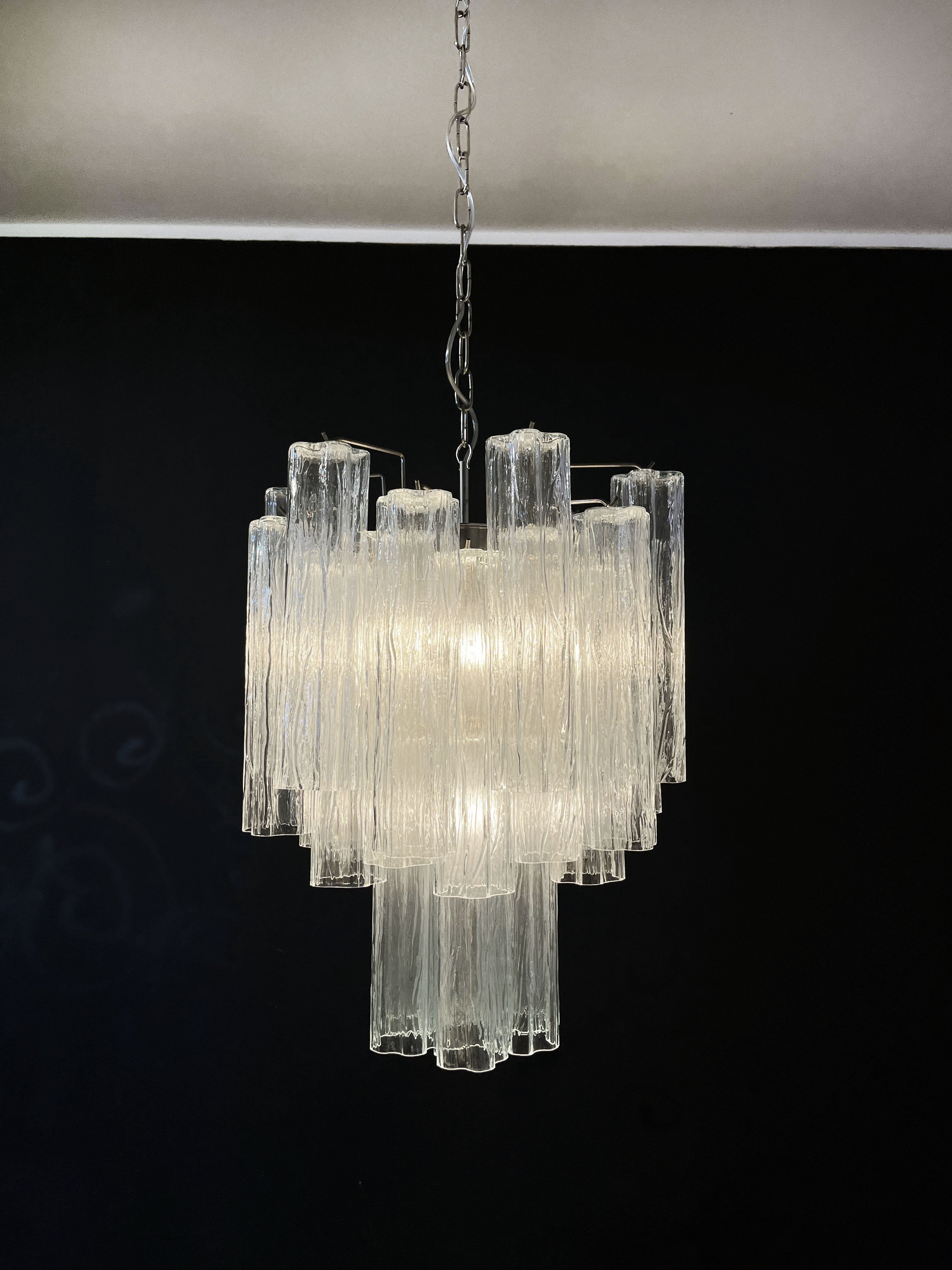 Murano Lysekrone – 30 Klare Glassrør – Murano Classics